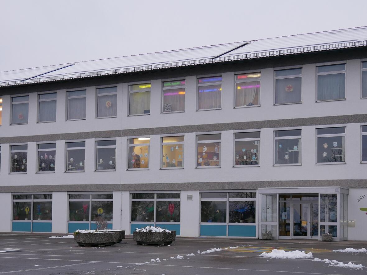 p1000103