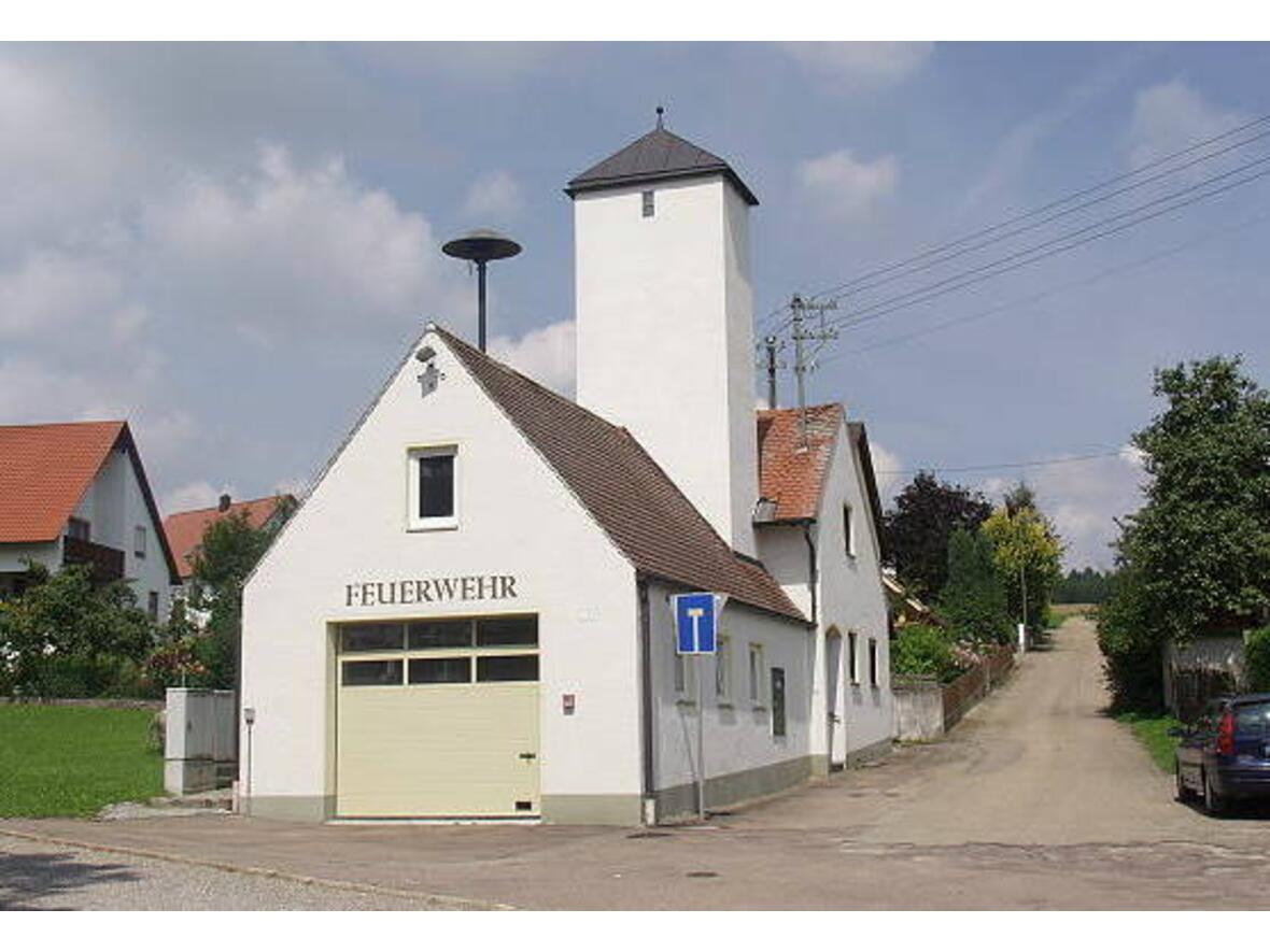 feuerwehr-geraetehaus