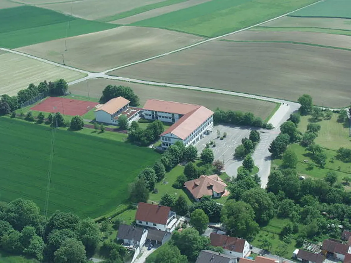 schule-und-kindergarten