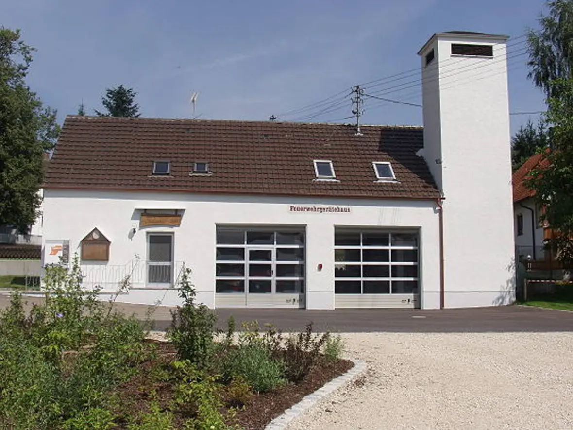geraetehaus-der-freiwilligen-feuerwehr-schweinspoint